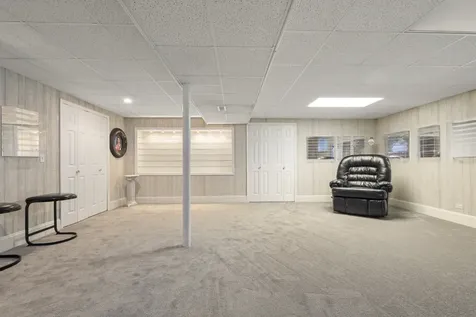 9342 Sutton Place Tinley Park IL 60487