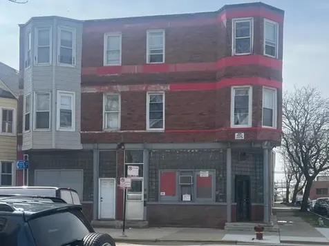 4400-4402 South Honore Crest Chicago IL 60609