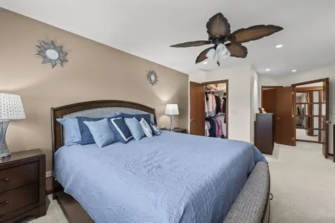 1760 Pebble Beach Drive Hoffman Estates IL 60169