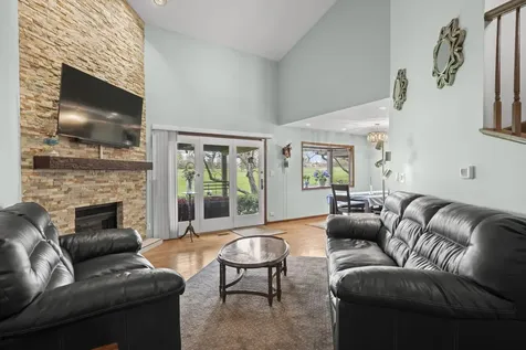 1760 Pebble Beach Drive Hoffman Estates IL 60169