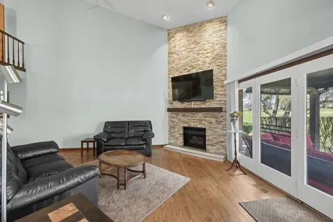 1760 Pebble Beach Drive Hoffman Estates IL 60169
