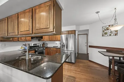 1760 Pebble Beach Drive Hoffman Estates IL 60169