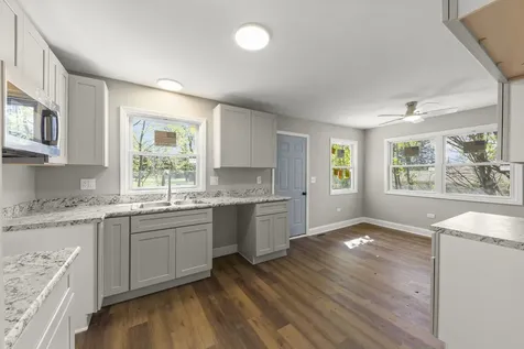 3N607 Kenwood Avenue West Chicago IL 60185