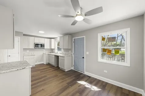 3N607 Kenwood Avenue West Chicago IL 60185