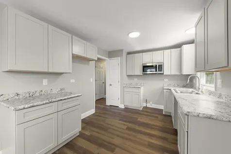 3N607 Kenwood Avenue West Chicago IL 60185