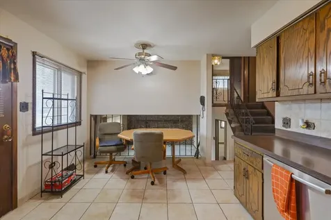 16533 Louis Avenue South Holland IL 60473