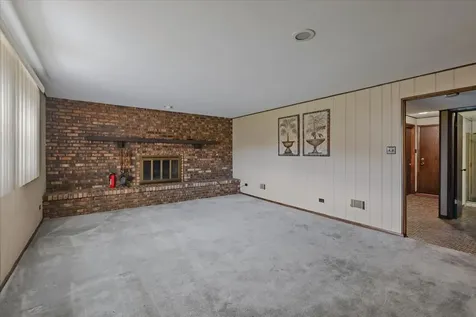 16533 Louis Avenue South Holland IL 60473
