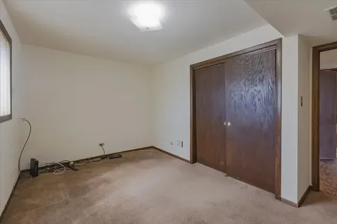 16533 Louis Avenue South Holland IL 60473