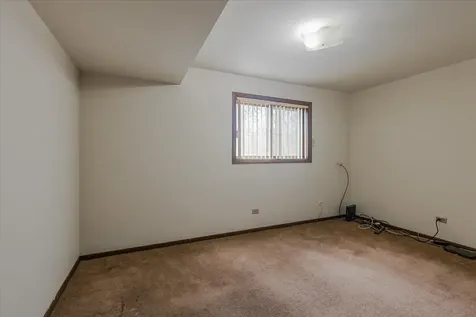 16533 Louis Avenue South Holland IL 60473