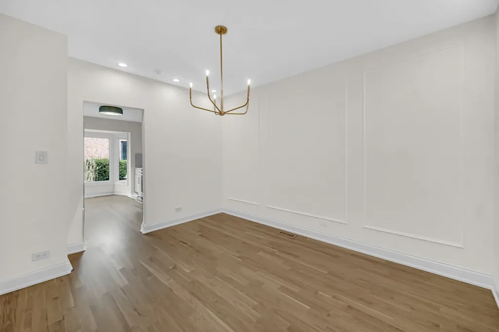 19W278 Governors Trail Oak Brook IL 60523