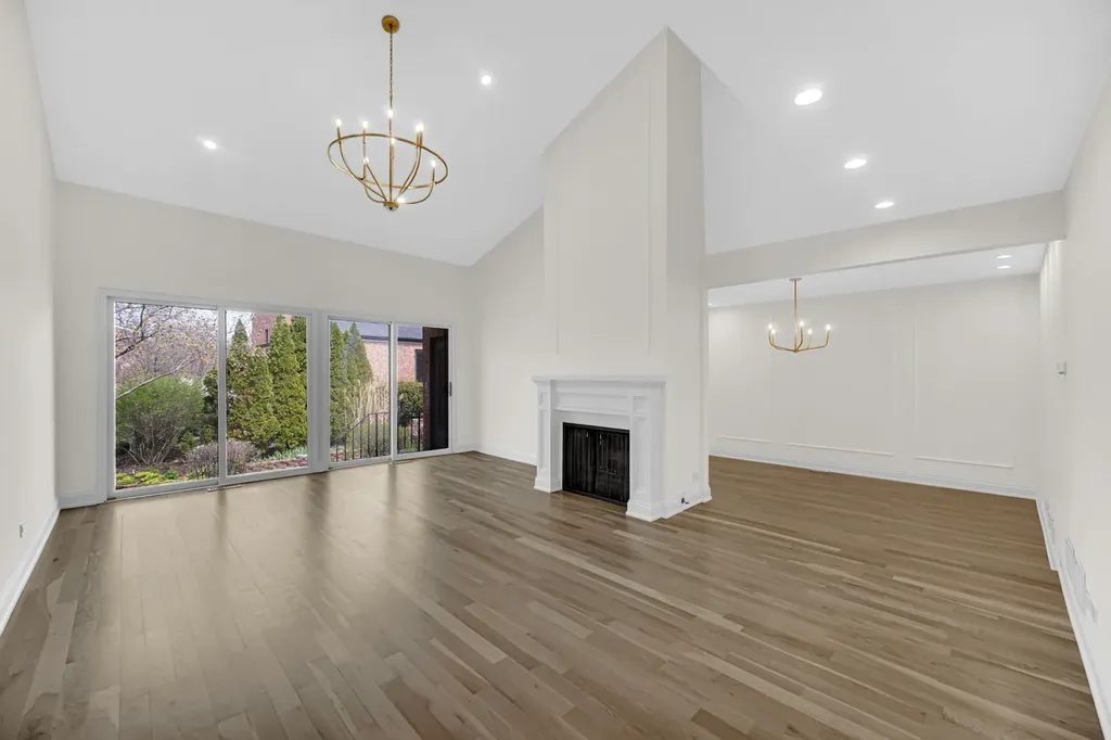 19W278 Governors Trail Oak Brook IL 60523