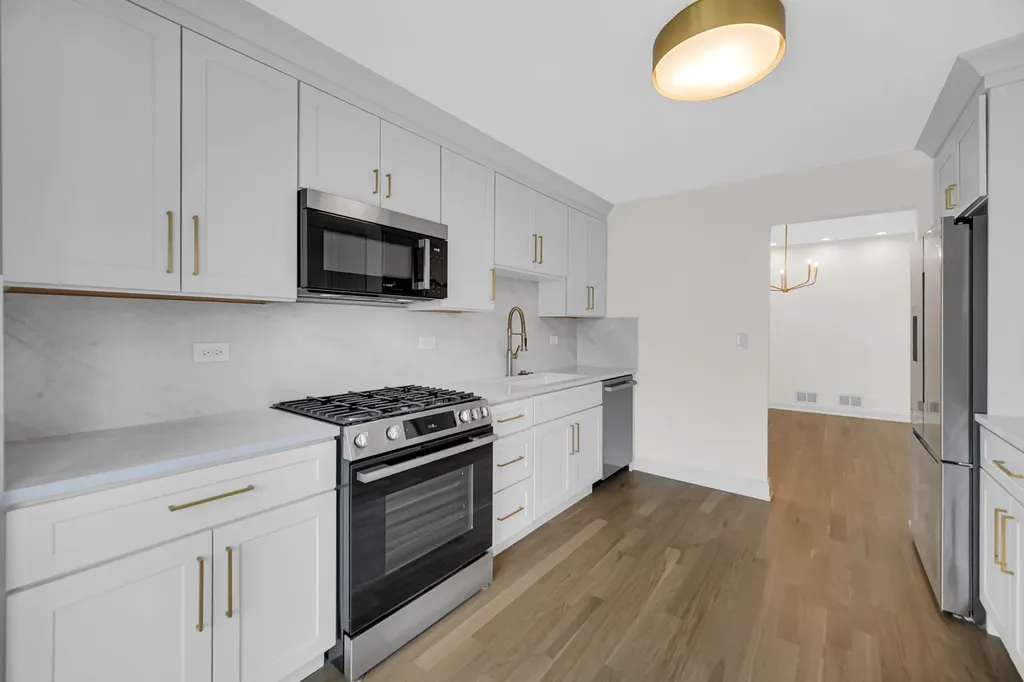 19W278 Governors Trail Oak Brook IL 60523
