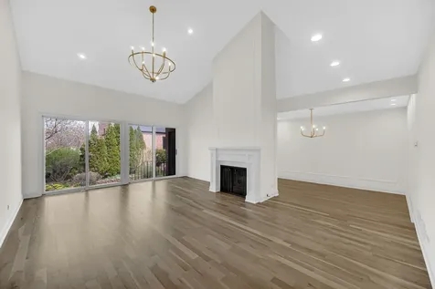 19W278 Governors Trail Oak Brook IL 60523