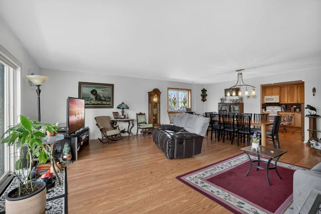 40 South Main Street Glen Ellyn IL 60137