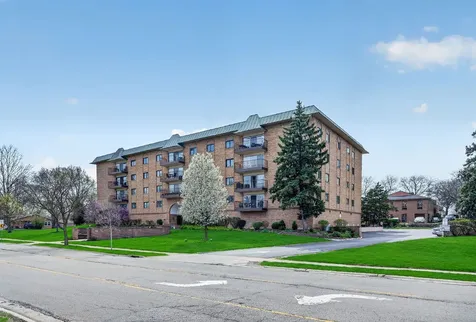 40 South Main Street Glen Ellyn IL 60137
