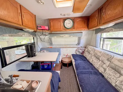 9/85-86 Woodhaven Sublette IL 61367
