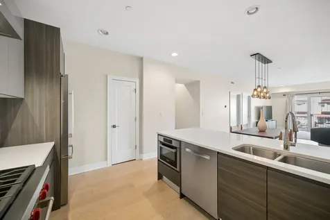 815 Laurel Avenue Highland Park IL 60035
