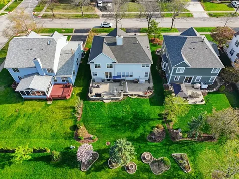 392 East 17th Place Lombard IL 60148