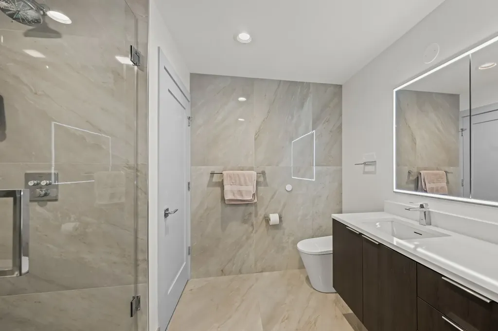659 West Randolph Street Chicago IL 60661