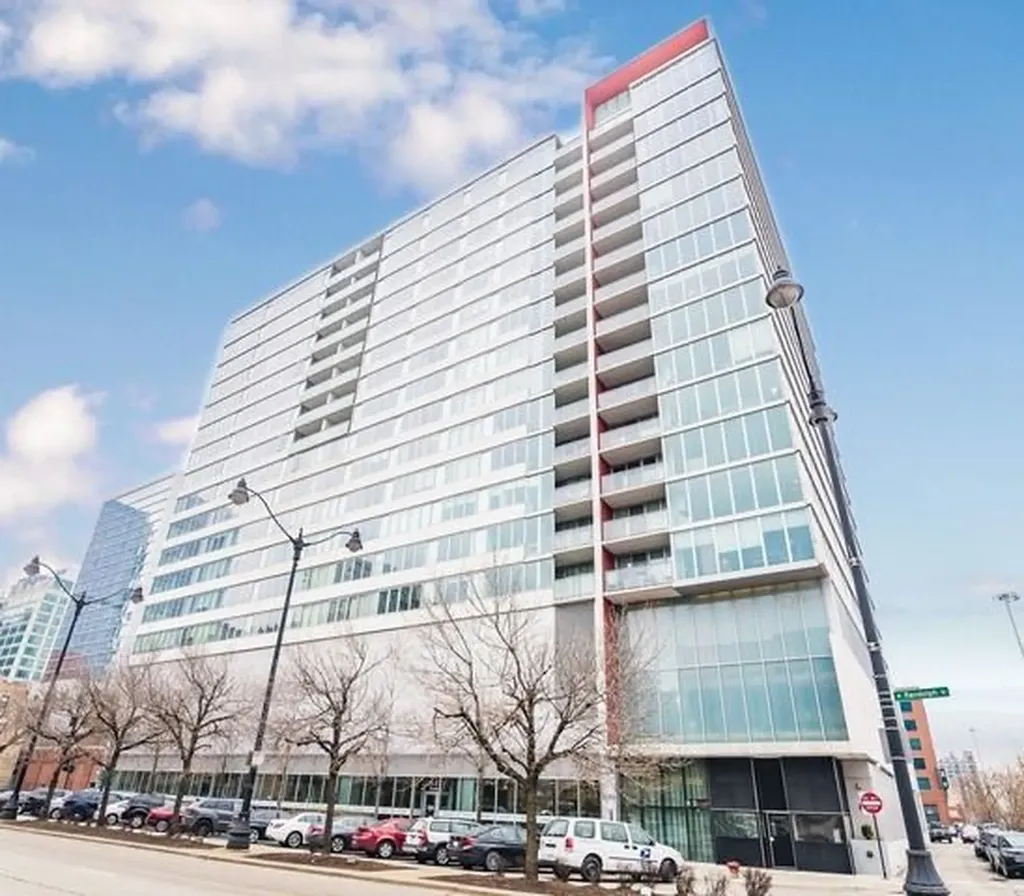 659 West Randolph Street Chicago IL 60661