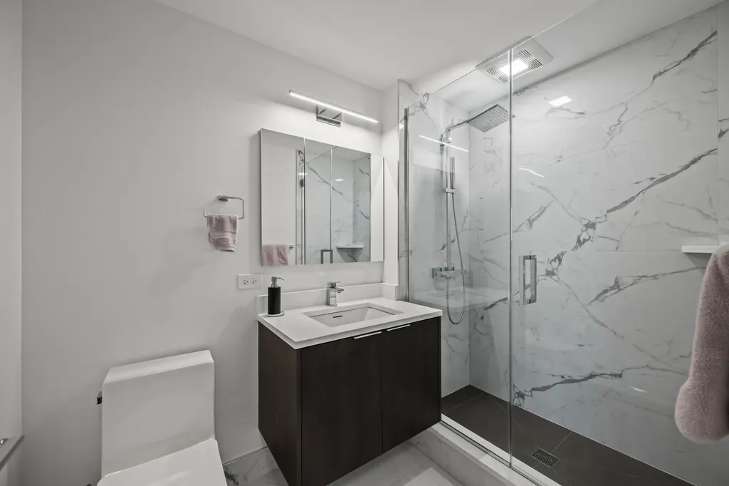 659 West Randolph Street Chicago IL 60661