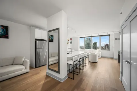 659 West Randolph Street Chicago IL 60661