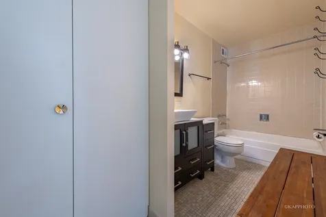 6700 South South Shore Drive Chicago IL 60649