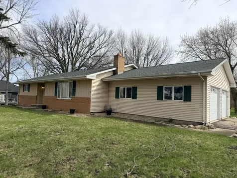 734 1ST Street West Brooklyn IL 61378