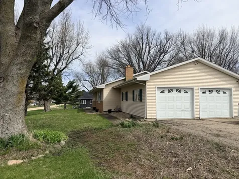 734 1ST Street West Brooklyn IL 61378