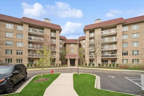 1280 Rudolph Road Northbrook IL 60062