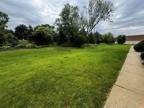 786 Greenwood Road Northbrook IL 60062