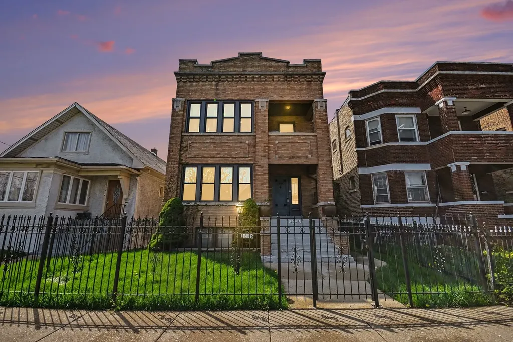 1216 North Mason Avenue Chicago IL 60651