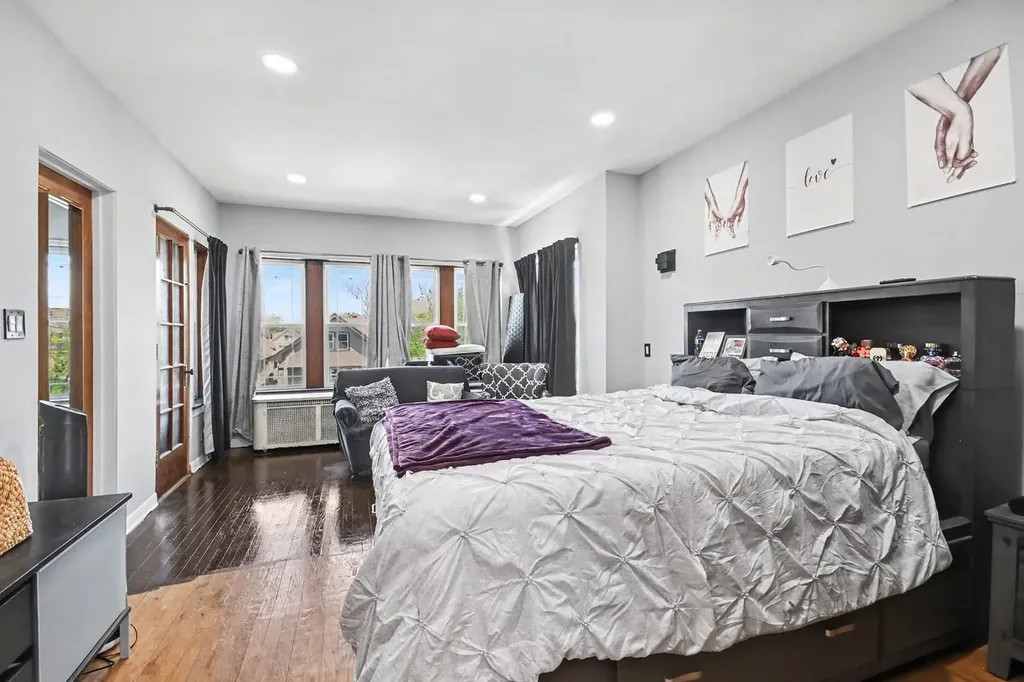 1216 North Mason Avenue Chicago IL 60651