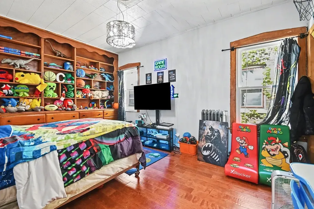 1216 North Mason Avenue Chicago IL 60651