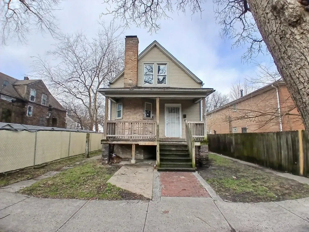 7804 South Ellis Avenue Chicago IL 60619