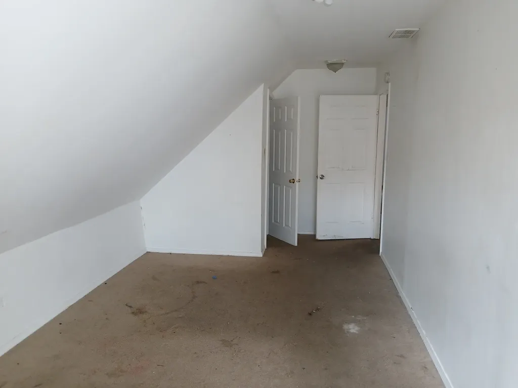 7804 South Ellis Avenue Chicago IL 60619