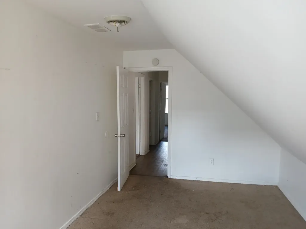 7804 South Ellis Avenue Chicago IL 60619