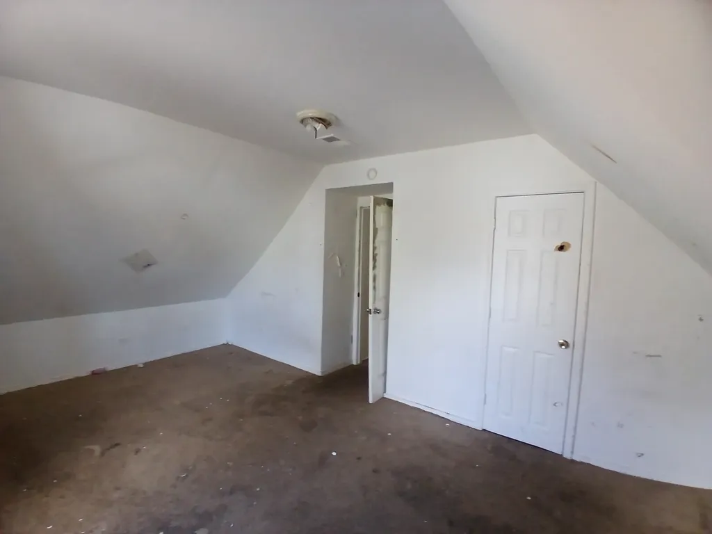 7804 South Ellis Avenue Chicago IL 60619