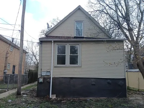7804 South Ellis Avenue Chicago IL 60619