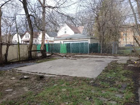 7804 South Ellis Avenue Chicago IL 60619