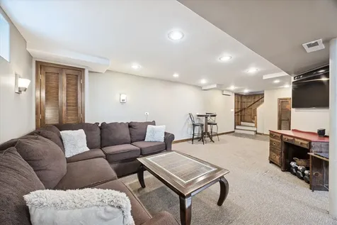 1115 North Main Street Wheaton IL 60187