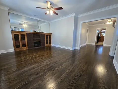 4231 North Marmora Avenue Chicago IL 60634