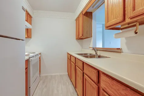 625 West Huntington Commons Road Mount Prospect IL 60056
