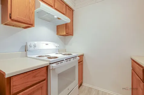 625 West Huntington Commons Road Mount Prospect IL 60056