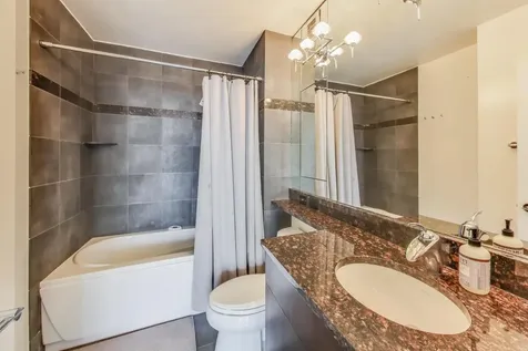 10 East Ontario Street Chicago IL 60611