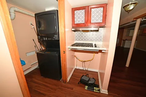 6211 North Nagle Avenue Chicago IL 60646