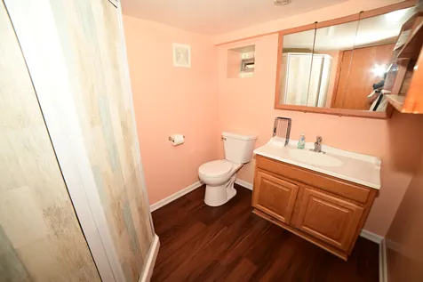 6211 North Nagle Avenue Chicago IL 60646