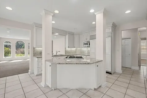 396 Sheridan Road Glencoe IL 60022