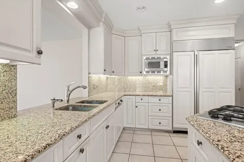 396 Sheridan Road Glencoe IL 60022