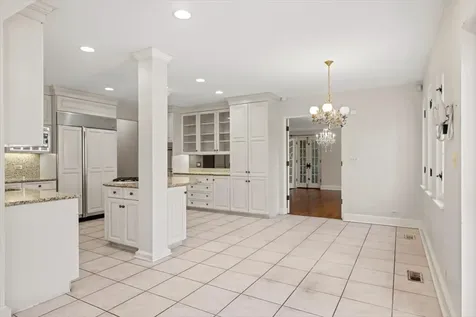396 Sheridan Road Glencoe IL 60022